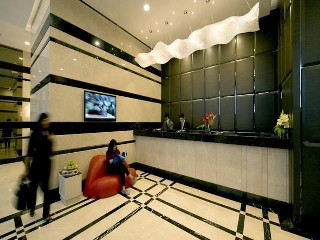 V Bencoolen Singapur