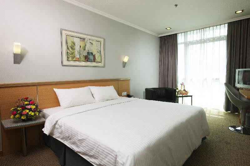 V Bencoolen Khách sạn 4*